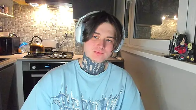 Snapshot of _torfin_ chatting on 02/10/26, 05:00 torfin online show from 02/10/26, 05:00