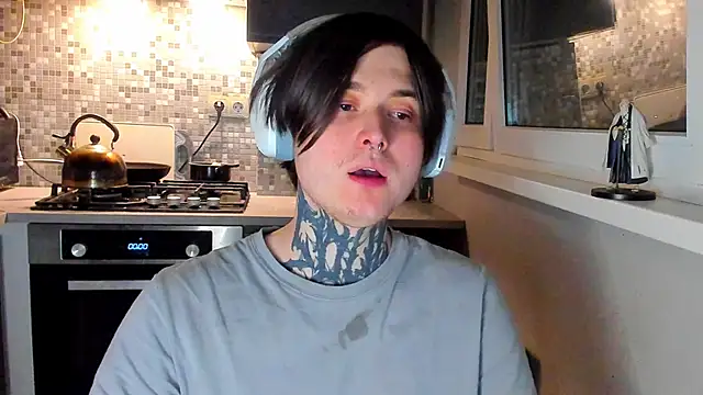 Snapshot of _torfin_ chatting on 02/13/26, 10:50 torfin online show from 02/13/26, 10:50