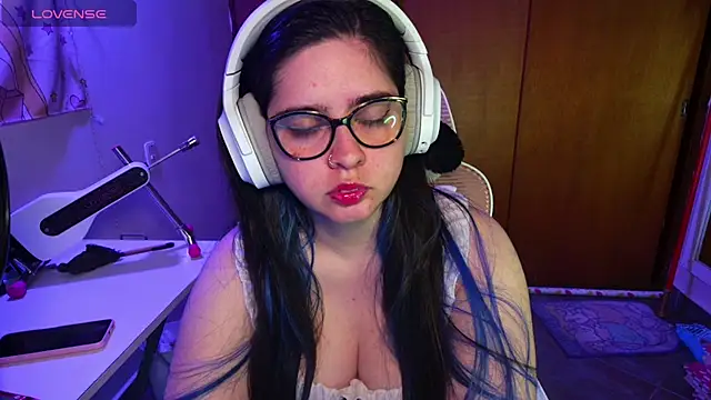 Vallolet Spencer online show from 02/13/25, 11:47