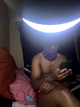 StallionPiper12 online show from 12/15/25, 09:08