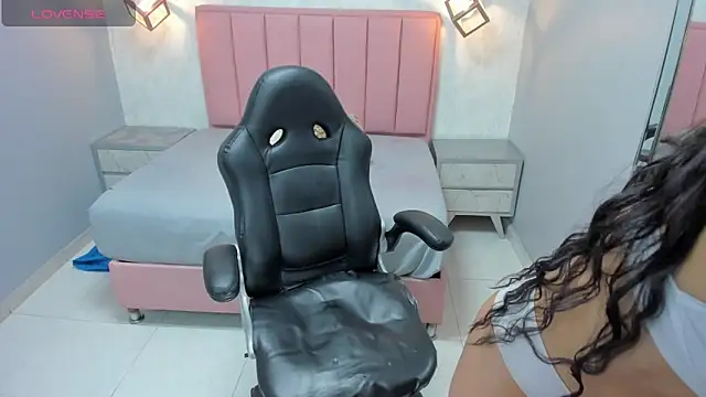 chelsyquinn online show from 02/16/26, 04:08