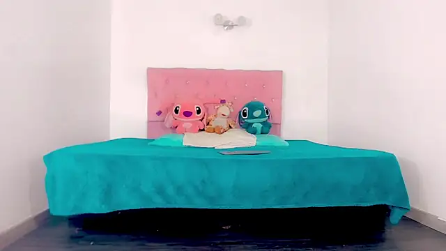  Riannagarcia  online show from 03/26/26, 07:08