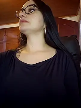 preetypeach online show from 10/07/25, 09:12