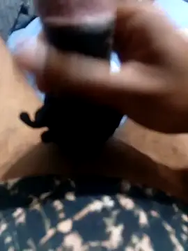 Snapshot of Luce1997 chatting on 10/28/25, 08:18 Luce1997 online show from 10/28/25, 08:18