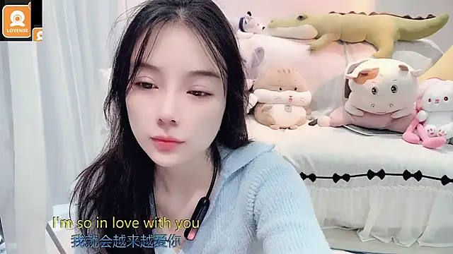 AKiKi711 online show from 10/25/25, 04:42