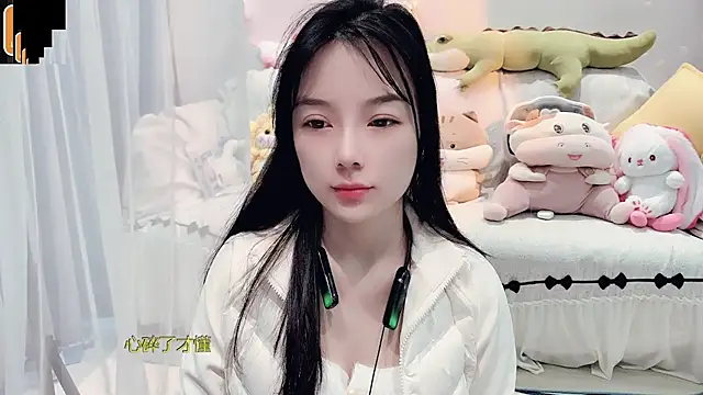 AKiKi711 online show from 11/06/25, 05:08