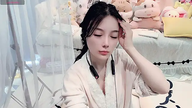 AKiKi711 online show from 03/31/26, 04:46