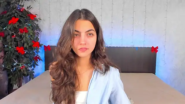 Milana Crystal  online show from 12/30/24, 08:10