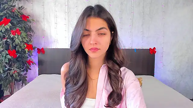 Milana Crystal  online show from 01/05/25, 08:32