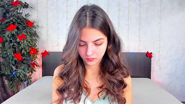 Milana Crystal  online show from 01/21/25, 08:19