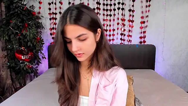 Milana Crystal  online show from 03/03/25, 01:53