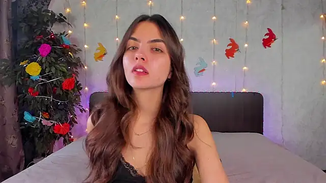 Milana Crystal  online show from 04/08/26, 07:19