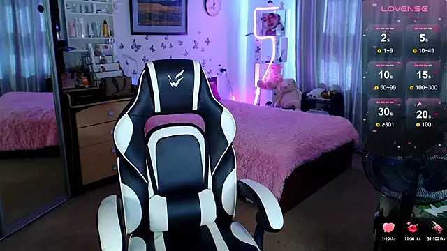 Sidney blush online show from 09/15/25, 06:24