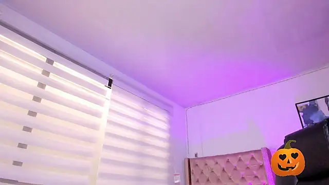 Snapshot of Danna_Ramiirez chatting on 10/11/25, 06:50 Danna Ramiirez online show from 10/11/25, 06:50