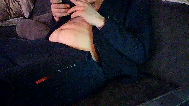 kiksnap-meistro5 online show from 04/25/26, 04:59