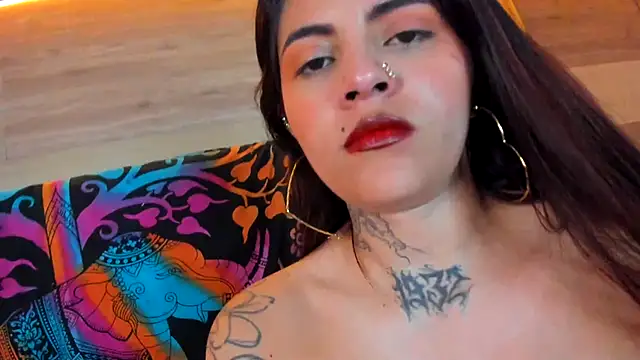 Snapshot of Cori_Paige chatting on 11/19/25, 04:01 Cori Paige online show from 11/19/25, 04:01