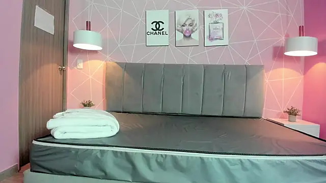 Snapshot of zara__sweet chatting on 03/14/25, 12:51 zara sweet online show from 03/14/25, 12:51