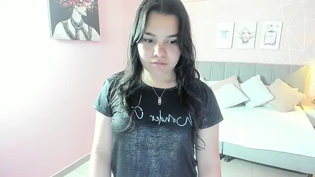 Snapshot of zara__sweet chatting on 10/01/25, 01:28 zara sweet online show from 10/01/25, 01:28