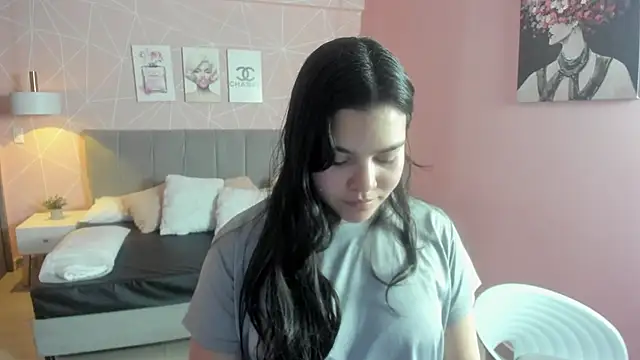 Snapshot of zara__sweet chatting on 01/16/26, 12:20 zara sweet online show from 01/16/26, 12:20