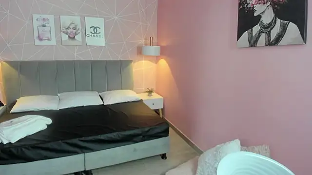 zara  sweet online show from 03/17/26, 01:47