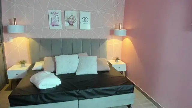 zara  sweet online show from 04/23/26, 02:19