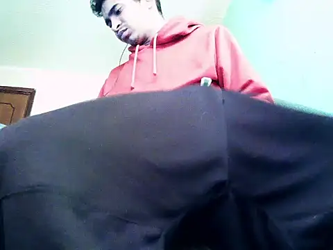 Snapshot of andrescaraballo chatting on 09/13/25, 09:36 andrescaraballo online show from 09/13/25, 09:36