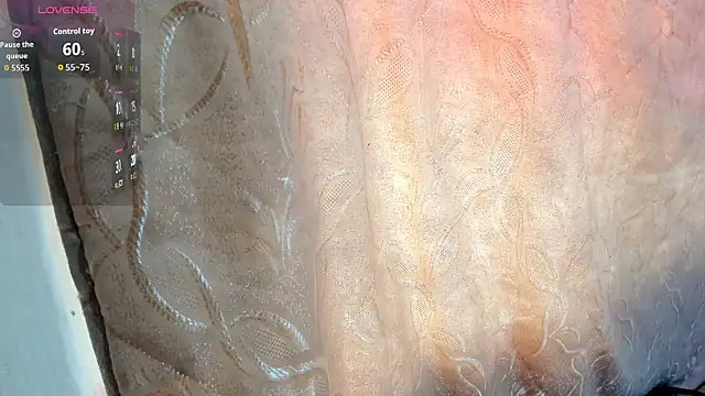 Snapshot of Kylie2211 chatting on 12/13/25, 08:04 Kylie2211 online show from 12/13/25, 08:04