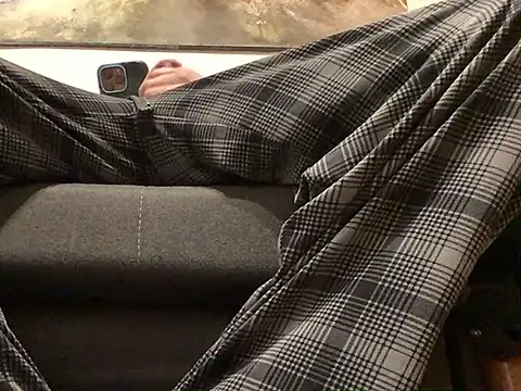 Hebrewhammers42 online show from 01/01/25, 10:03