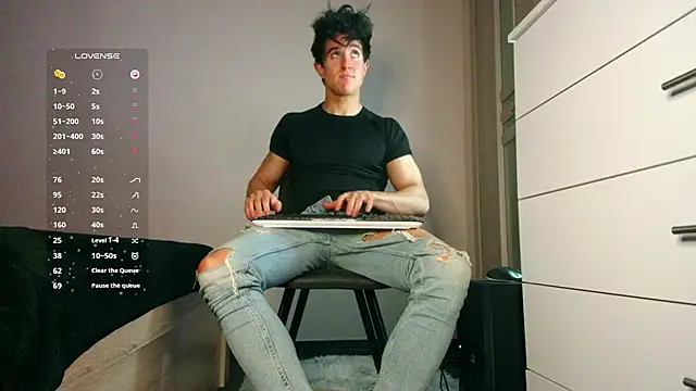 ChristianLevine  online show from 03/29/26, 07:30