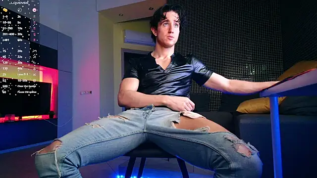 ChristianLevine  online show from 06/07/26, 08:12