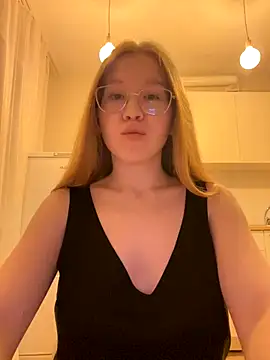 Eva Weyne online show from 11/03/25, 08:21