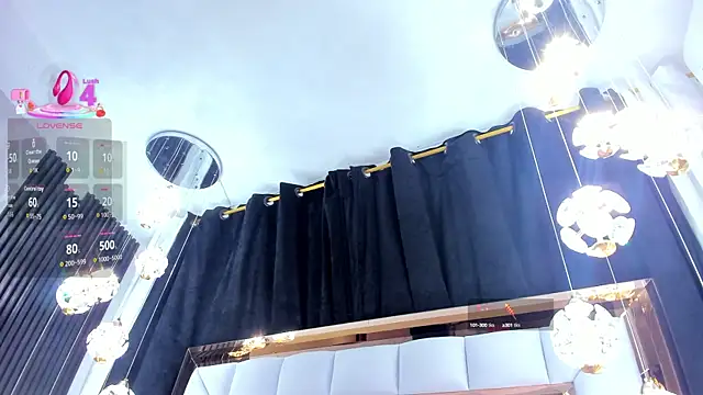 SarayRoyse online show from 09/12/25, 07:36