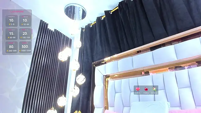 SarayRoyse online show from 11/21/25, 07:23