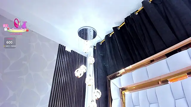 SarayRoyse online show from 01/14/26, 07:30