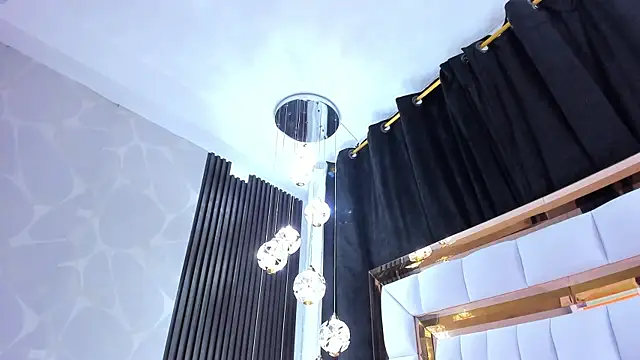 SarayRoyse online show from 03/30/26, 07:48