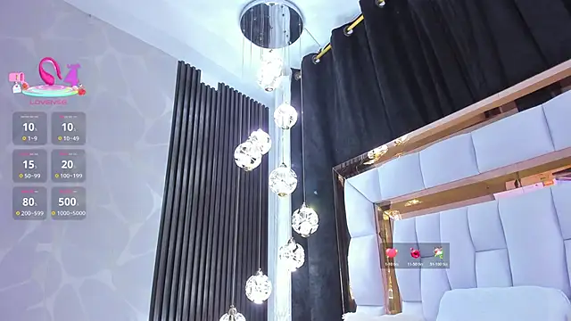 SarayRoyse online show from 04/07/26, 07:47