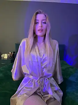 Sweet  Milly online show from 01/20/25, 07:57