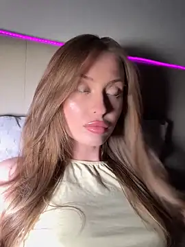 Sweet  Milly online show from 04/21/26, 05:50