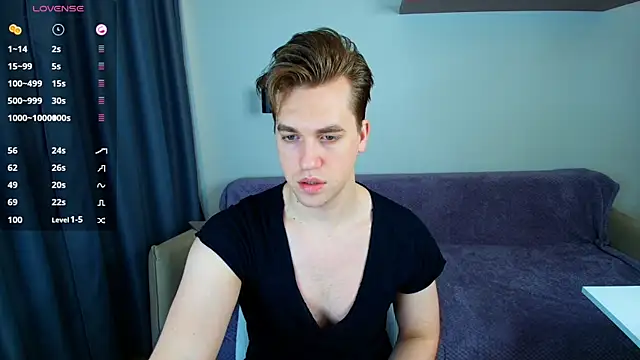 Snapshot of AustinButler chatting on 12/21/24, 08:21 AustinButler online show from 12/21/24, 08:21