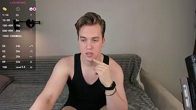 Snapshot of AustinButler chatting on 12/27/24, 07:57 AustinButler online show from 12/27/24, 07:57