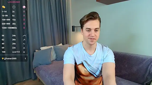 Snapshot of AustinButler chatting on 01/05/25, 08:42 AustinButler online show from 01/05/25, 08:42