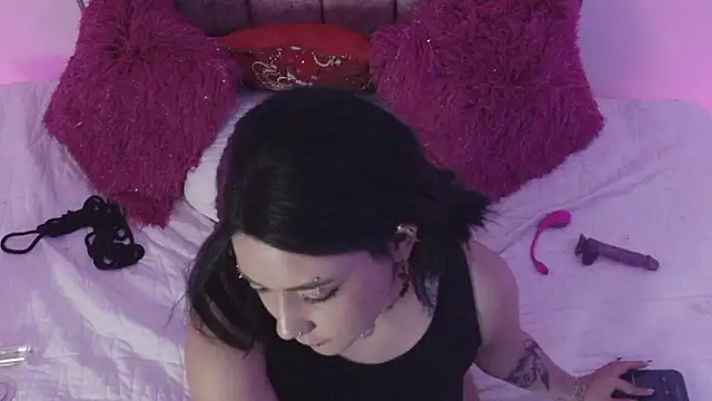 Evelynn online show from 01/22/25, 07:46