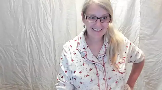 irinamaux online show from 02/19/25, 05:27