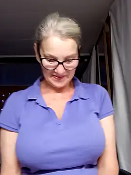 irinamaux online show from 09/12/25, 05:18