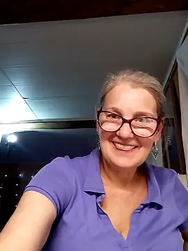 irinamaux online show from 10/11/25, 05:22