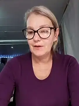 irinamaux online show from 11/20/25, 07:52