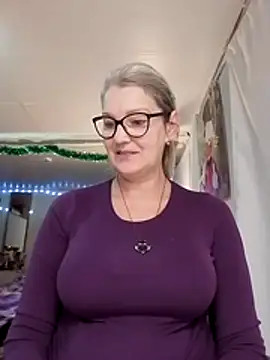 irinamaux online show from 11/27/25, 06:26