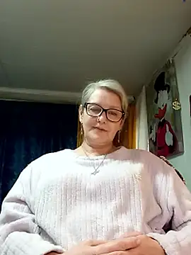 irinamaux online show from 04/23/26, 12:29