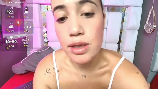 emily madrid online show from 11/03/25, 06:14