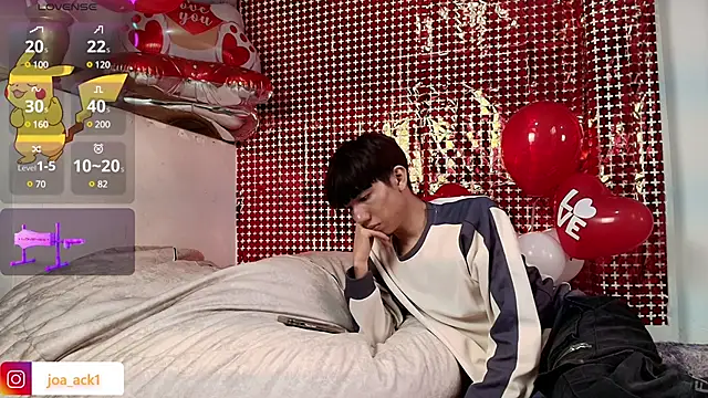 Levii Ackermann online show from 02/11/25, 10:18